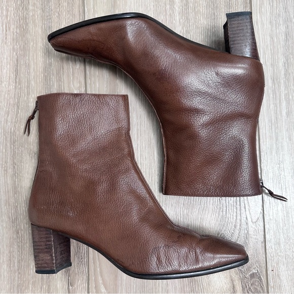 STUART WEITZMAN BROWN LEATHER SQUARE TOE HIGH HEEL ANKLE BOOTS - Picture 1 of 5
